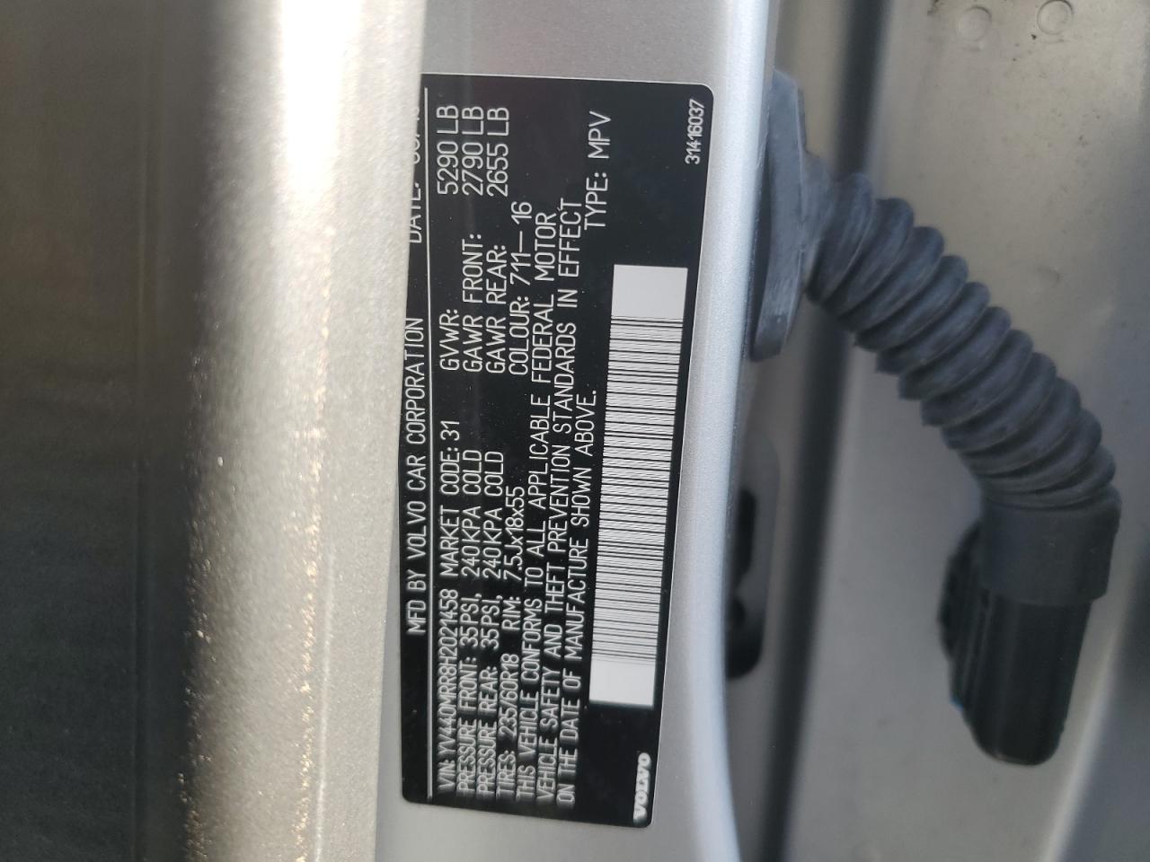 2017 Volvo XC60 VIN YV440MRR8H2021458 Copart auction photo, front end / minor dent/scratches damage thumbnail 13