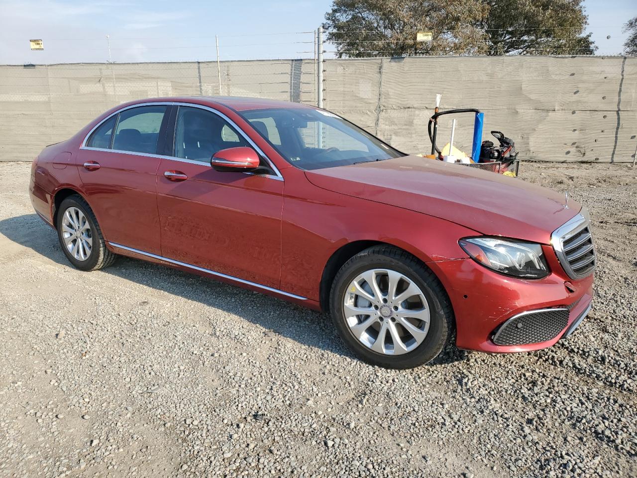 2017 Mercedes-Benz E-klasse VIN WDDZF4JB0HA168617 Copart auction photo, front end damage thumbnail 4