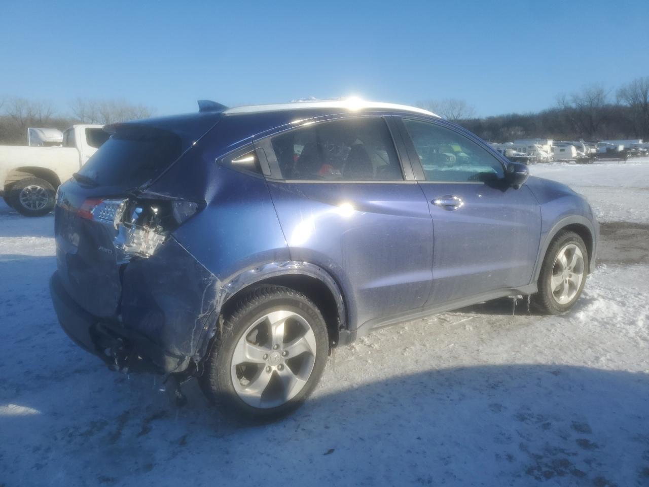 2017 Honda HR-V VIN 3CZRU6H7XHM721915 Copart auction photo, front end / rear end damage thumbnail 3