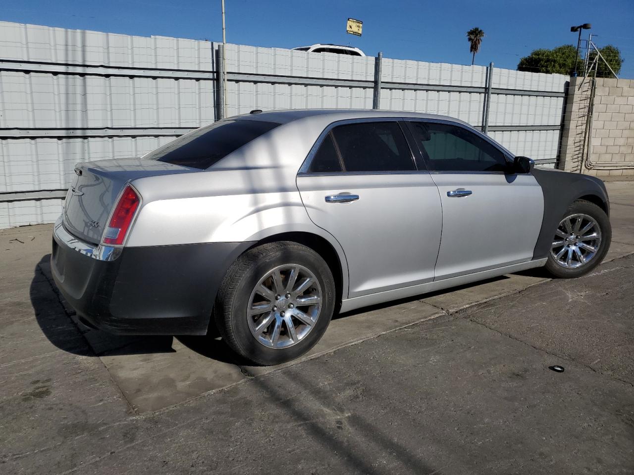 2012 Chrysler 300 VIN 2C3CCACG8CH309819 Copart auction photo, normal wear / minor dent/scratches damage thumbnail 3