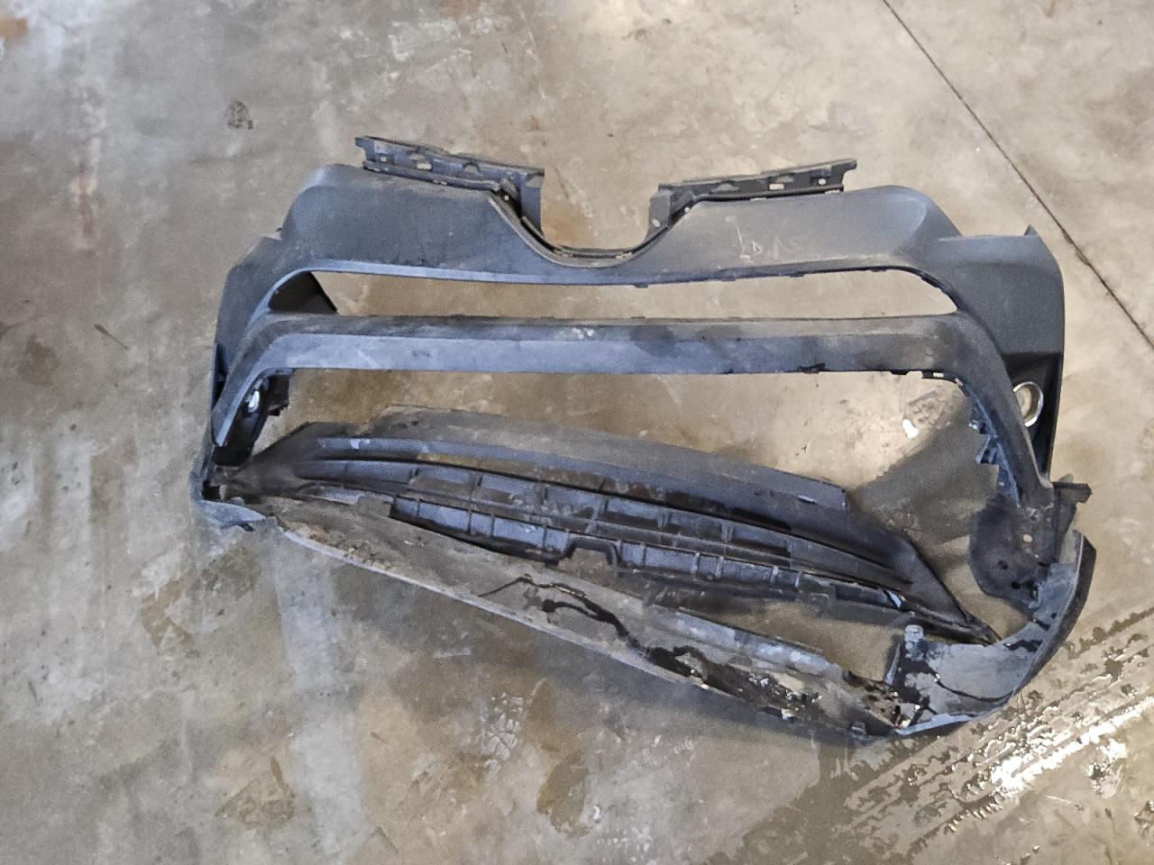 2017 Toyota RAV 4 VIN JTMRJREV9HD089441 Copart auction photo, front end / side damage thumbnail 12