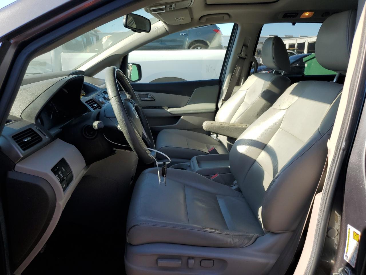 2013 Honda Odyssey VIN 5FNRL5H68DB014823 Copart auction photo, front end damage thumbnail 7