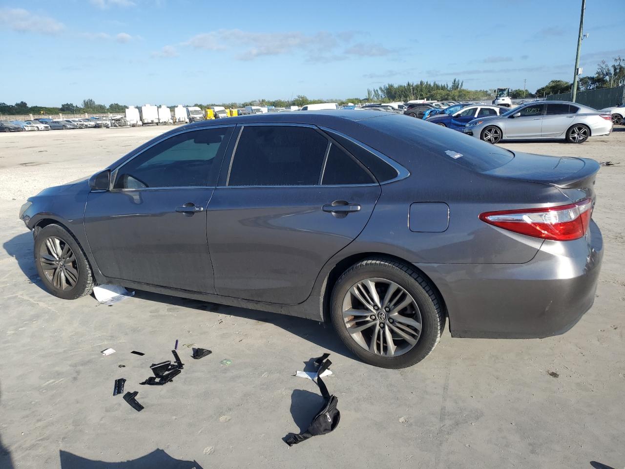 2015 Toyota Camry VIN 4T1BF1FK0FU017240 Copart auction photo, front end damage thumbnail 2