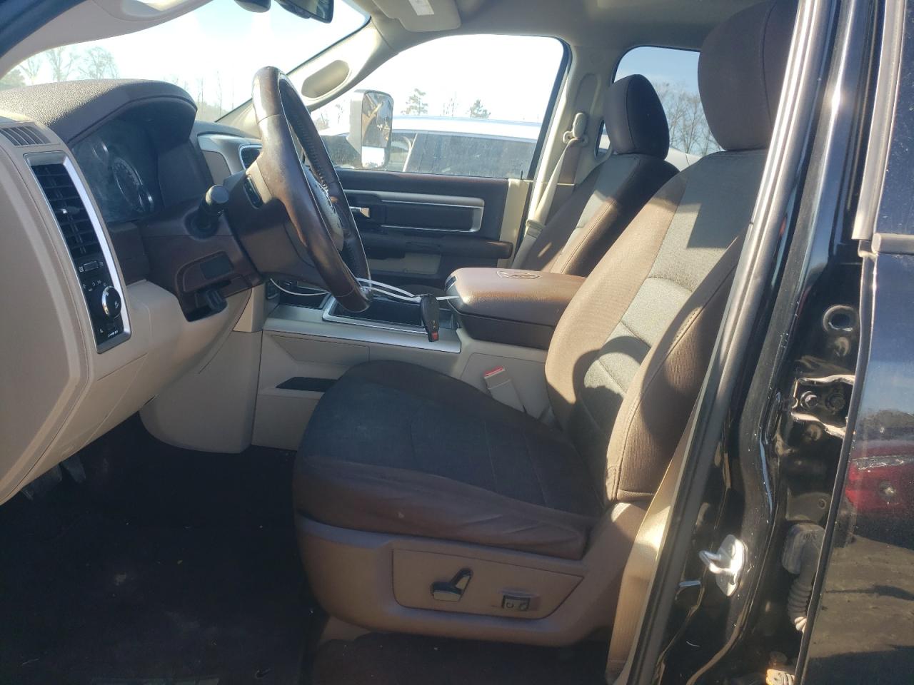 2014 RAM 1500 VIN 1C6RR7LM3ES390616 Copart auction photo, side / minor dent/scratches damage thumbnail 7