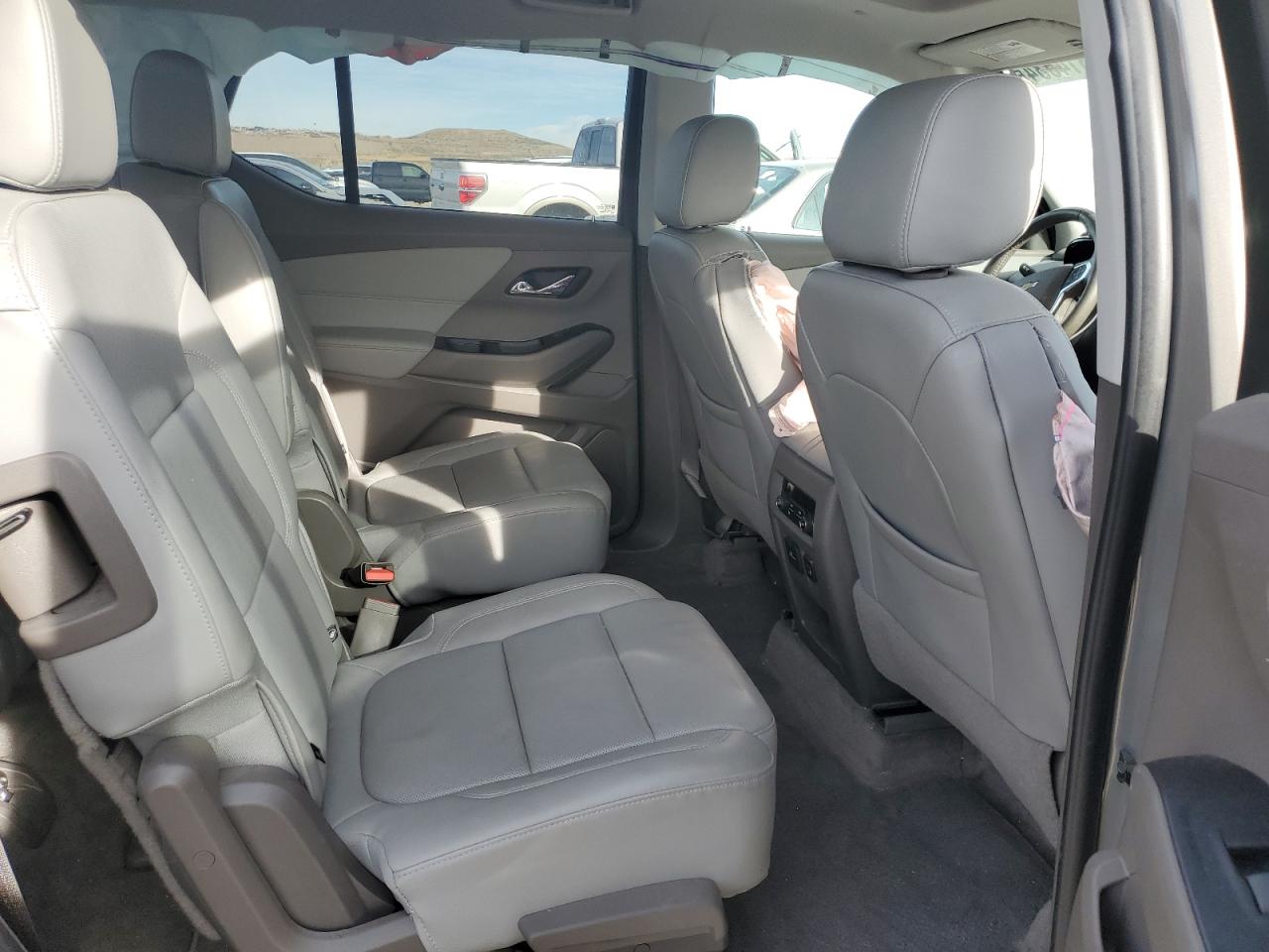 2019 Chevrolet Traverse VIN 1GNEVKKW3KJ139564 Copart auction photo, side damage thumbnail 10