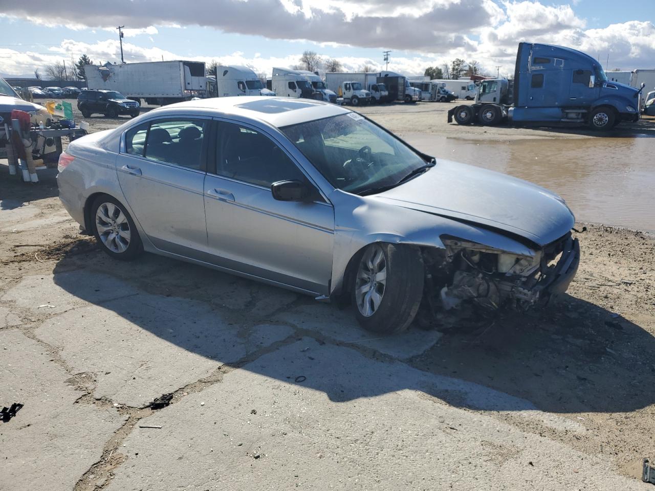 2009 Honda Accord VIN 1HGCP26859A082432 Copart auction photo, front end / undercarriage damage thumbnail 4