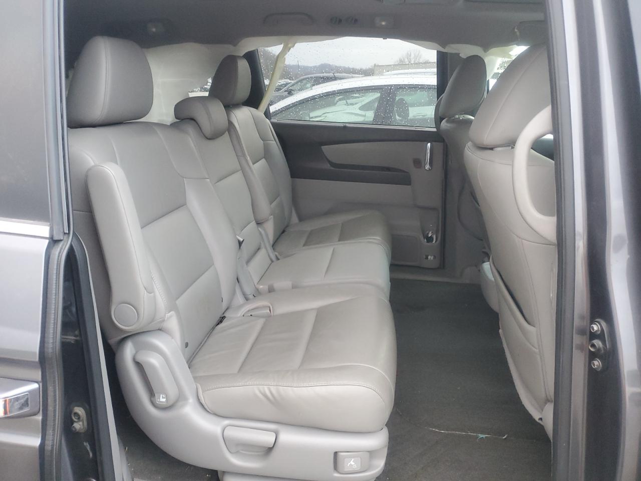 2016 Honda Odyssey VIN 5FNRL5H95GB167481 Copart auction photo, front end / minor dent/scratches damage thumbnail 11