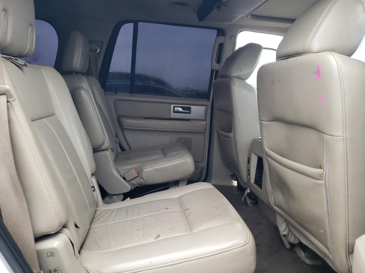 2010 Ford Expedition VIN 1FMJU1K58AEB72851 Copart auction photo, front end / rear end damage thumbnail 11
