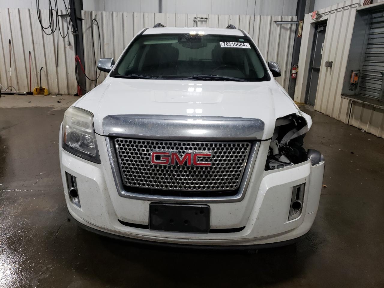 2013 GMC Terrain VIN 2GKFLZE3XD6156573 Copart auction photo, front end / side damage thumbnail 5