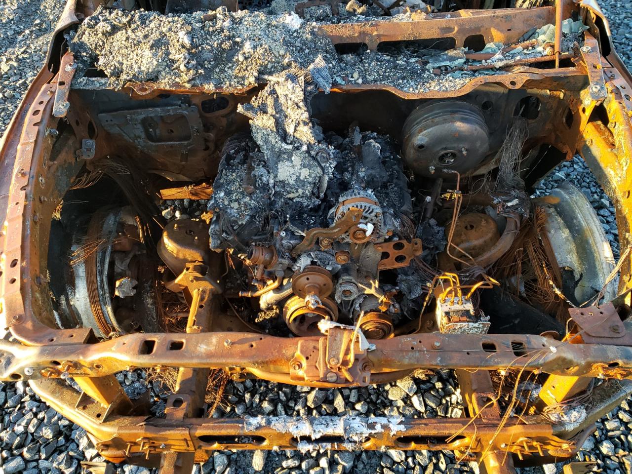 2019 RAM 1500 VIN 3C6RR7KT3KG643865 Copart auction photo, burn damage thumbnail 11