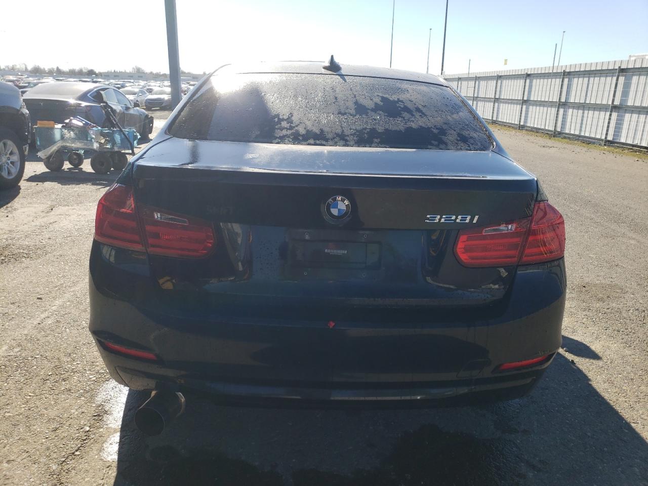 2015 BMW 3er VIN WBA3C1C52FP853417 Copart auction photo, minor dent/scratches damage thumbnail 6