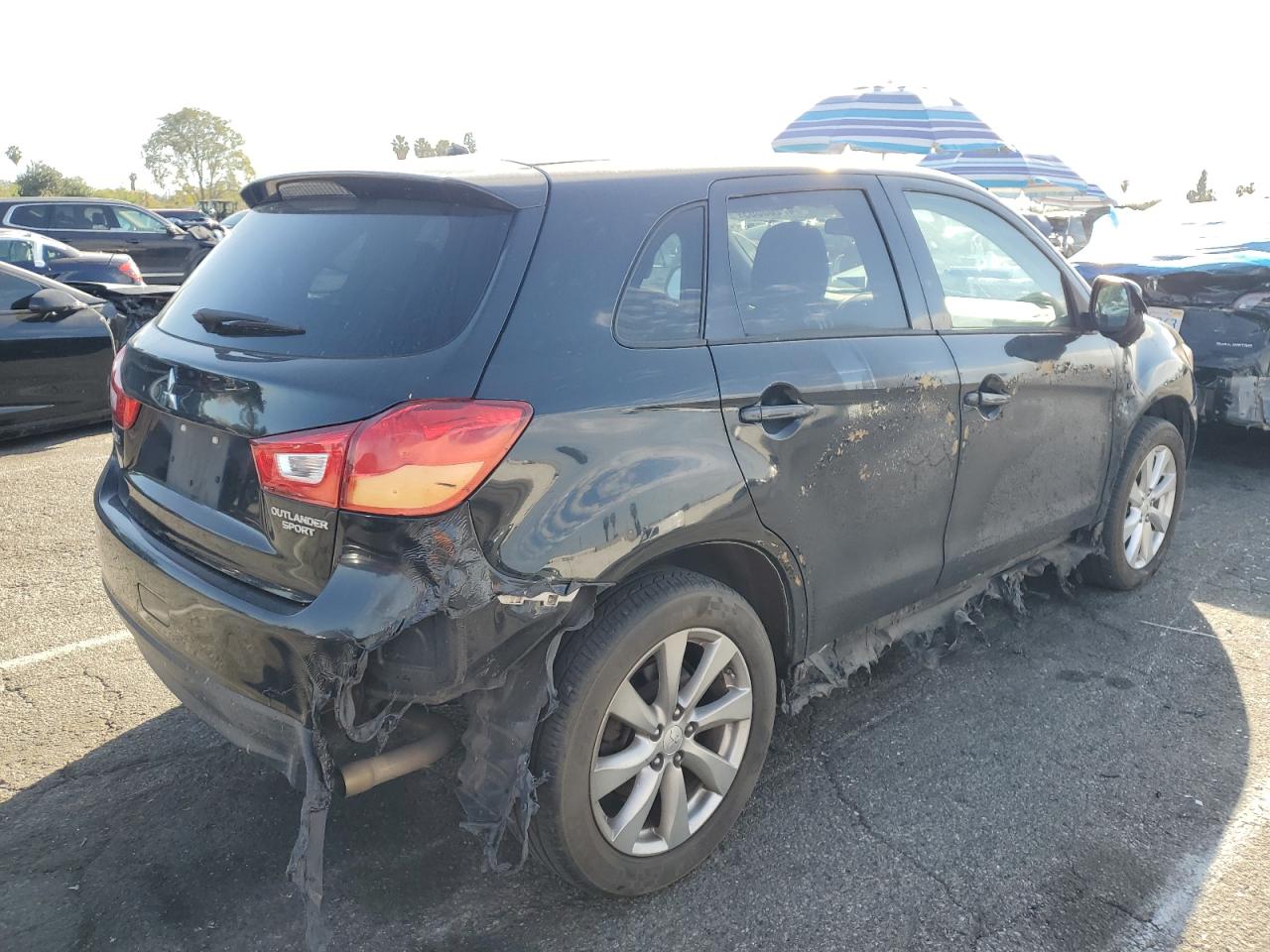 2014 Mitsubishi Outlander VIN 4A4AP3AUXEE014400 Copart auction photo, burn damage thumbnail 3