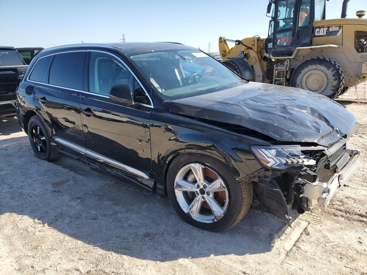 2024 Audi Q7 VIN WA1LCBF7XRD005937 Copart auction photo, rollover damage thumbnail 4