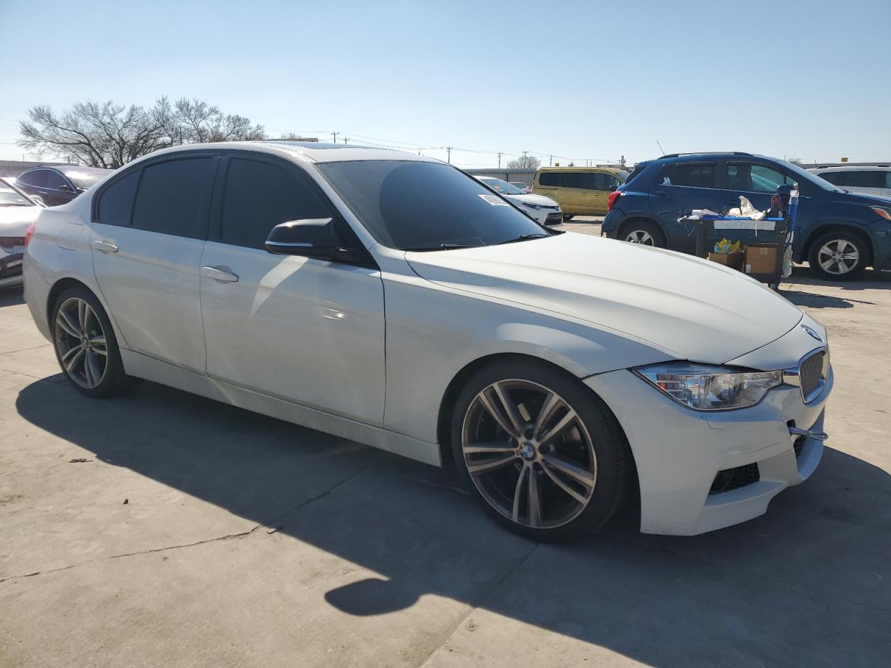 2012 BMW 3er VIN WBA3A5G58CNP16531 Copart auction photo, side / hail damage thumbnail 4