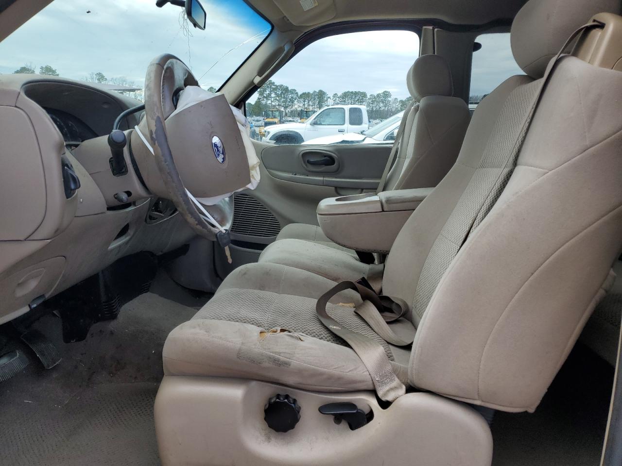 2003 Ford F-150 VIN 1FTRX17W93NA02971 Copart auction photo, front end damage thumbnail 7