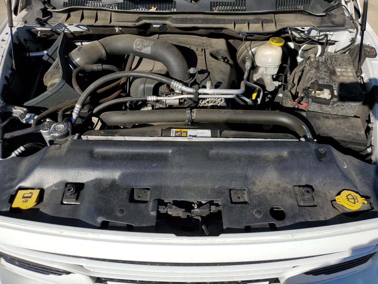 2018 RAM 1500 VIN 1C6RR6MT4JS105786 Copart auction photo, side / front end damage thumbnail 11