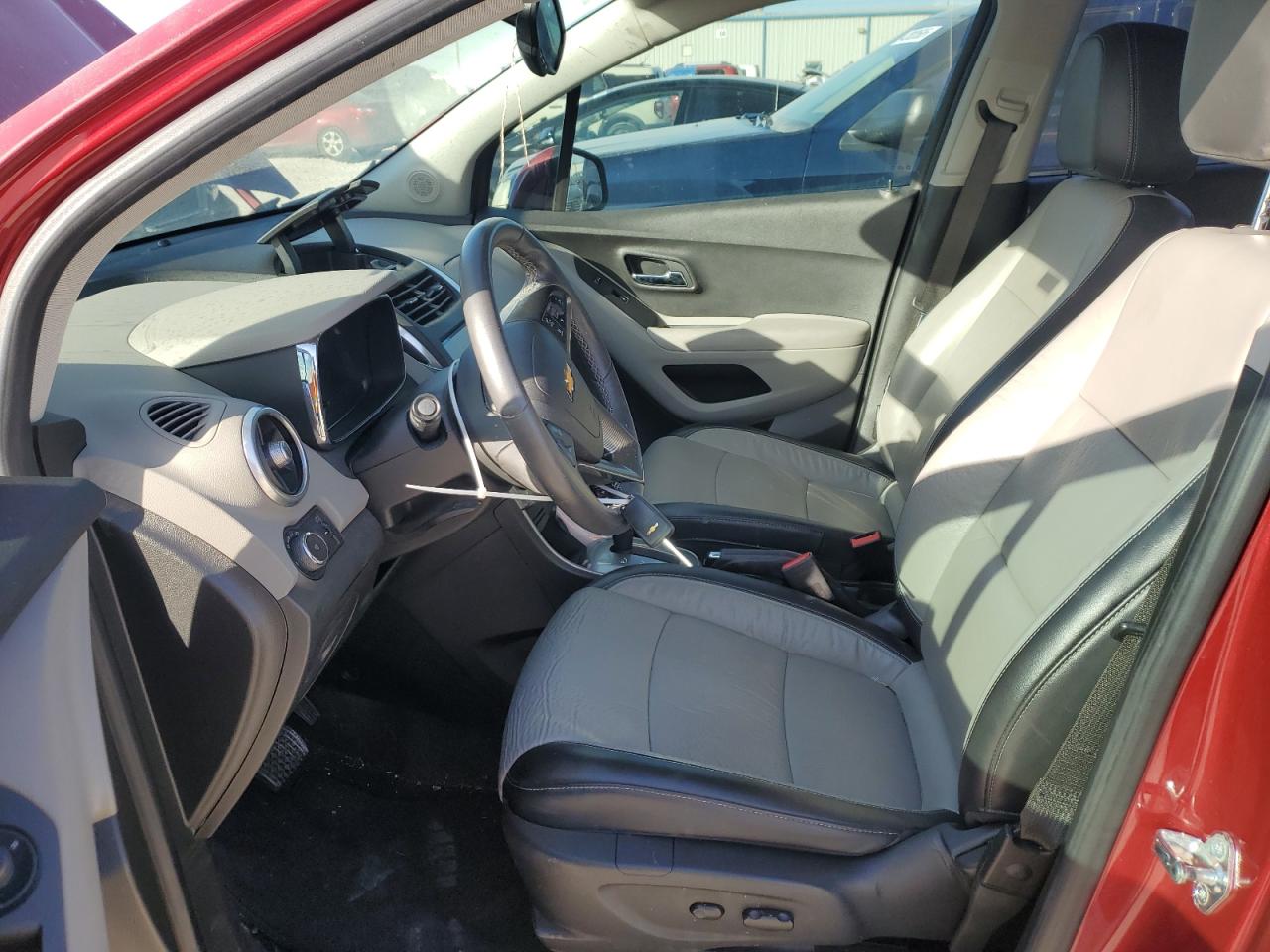 2015 Chevrolet Trax VIN KL7CJNSB2FB231062 Copart auction photo, front end damage thumbnail 7
