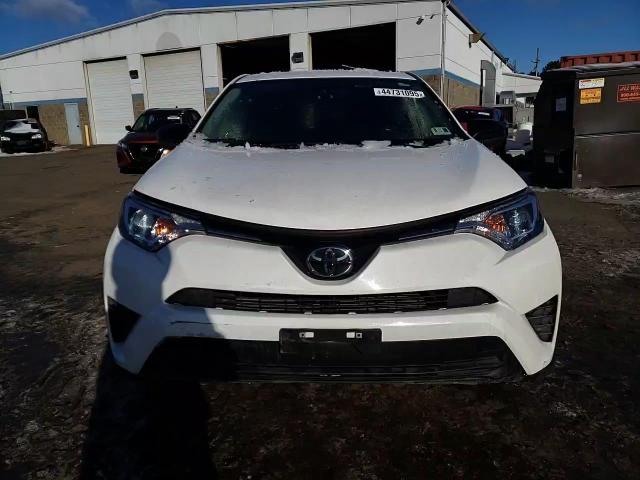 2017 Toyota RAV 4 VIN JTMBFREV0HJ712739 Copart auction photo, side / rear end damage thumbnail 15