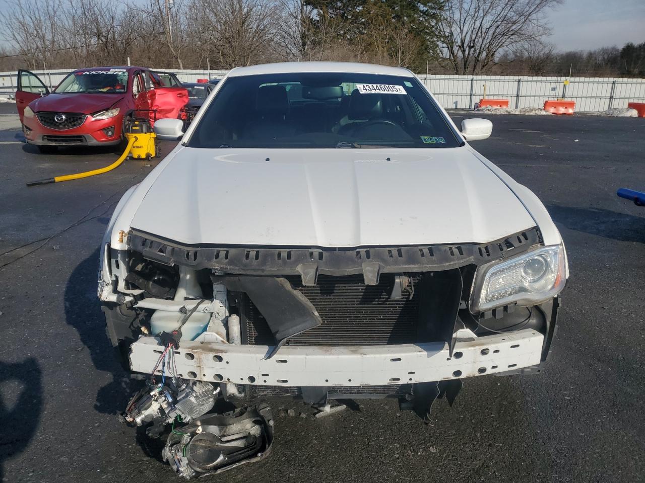 2014 Chrysler 300 VIN 2C3CCAAG2EH382805 Copart auction photo, front end / rear end damage thumbnail 5