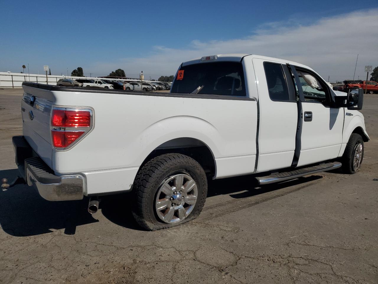 2009 Ford F-150 VIN 1FTRX12V79FB46052 Copart auction photo, front end / side damage thumbnail 3