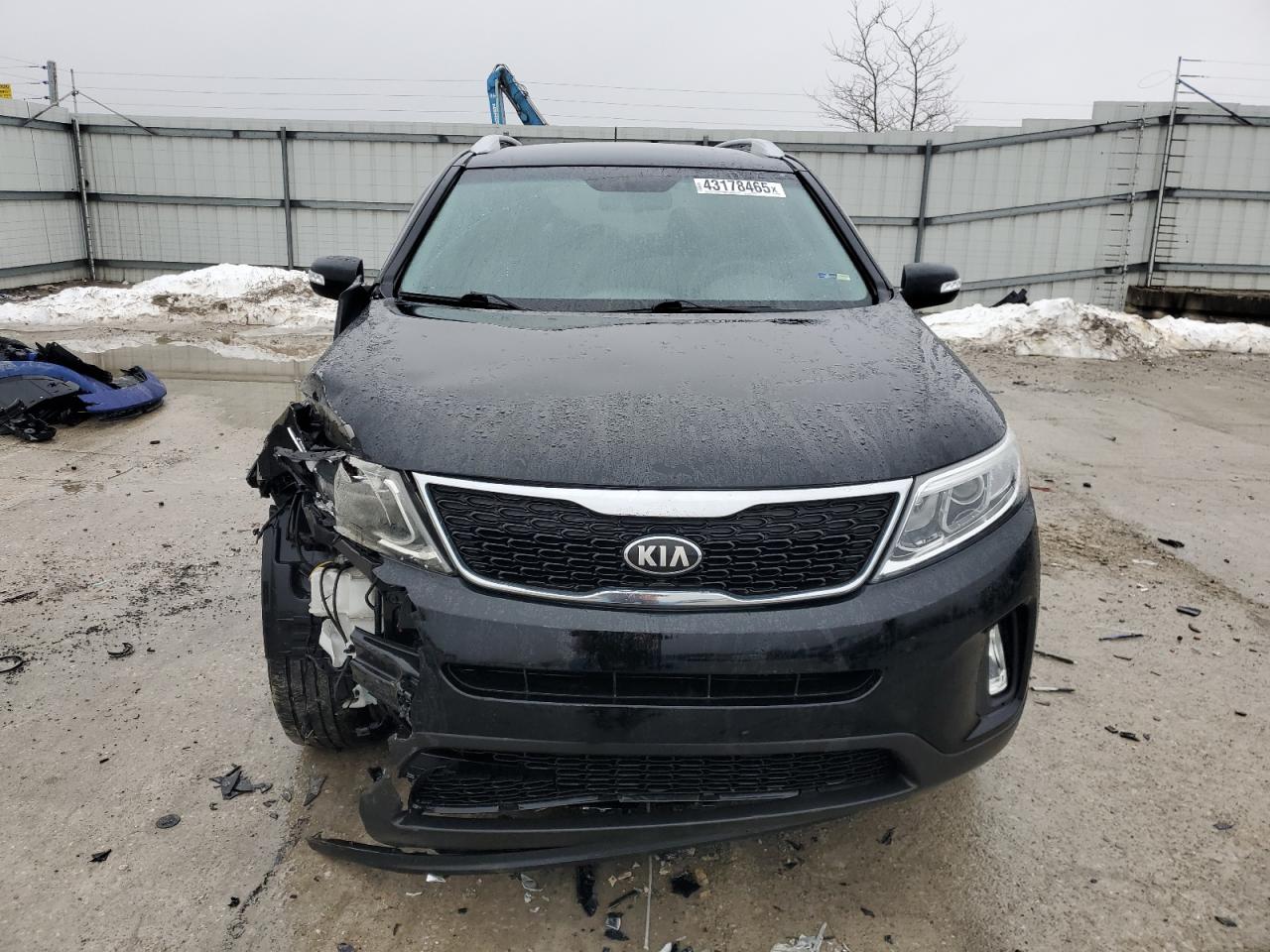 2014 KIA Sorento VIN 5XYKT4A70EG490296 Copart auction photo, front end damage thumbnail 5