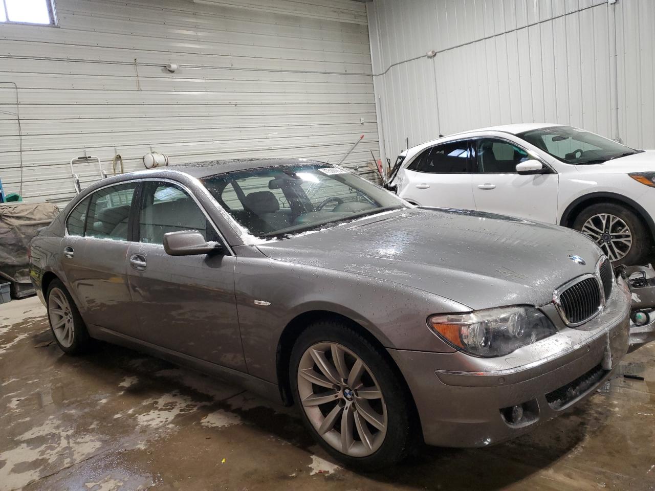 2008 BMW 7er VIN WBAHN83528DT84097 Copart auction photo, front end damage thumbnail 4