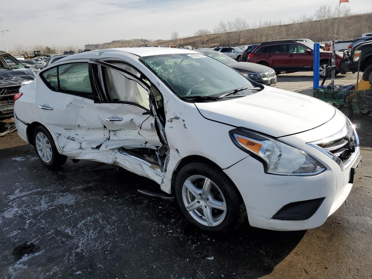 2017 Nissan Versa VIN 3N1CN7AP2HK438271 Copart auction photo, side / front end damage thumbnail 4