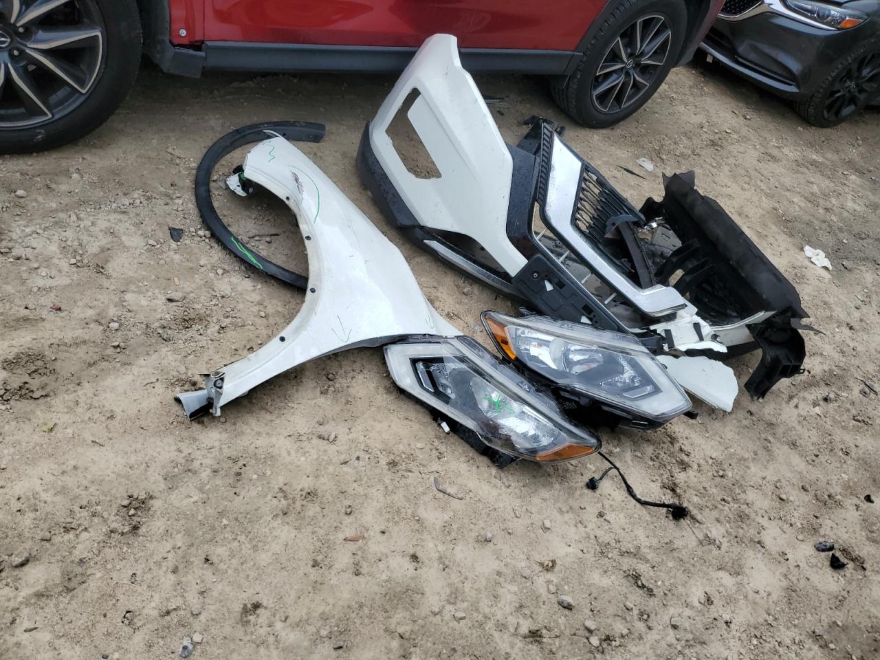 2017 Nissan Rogue VIN KNMAT2MV5HP502339 Copart auction photo, front end damage thumbnail 13