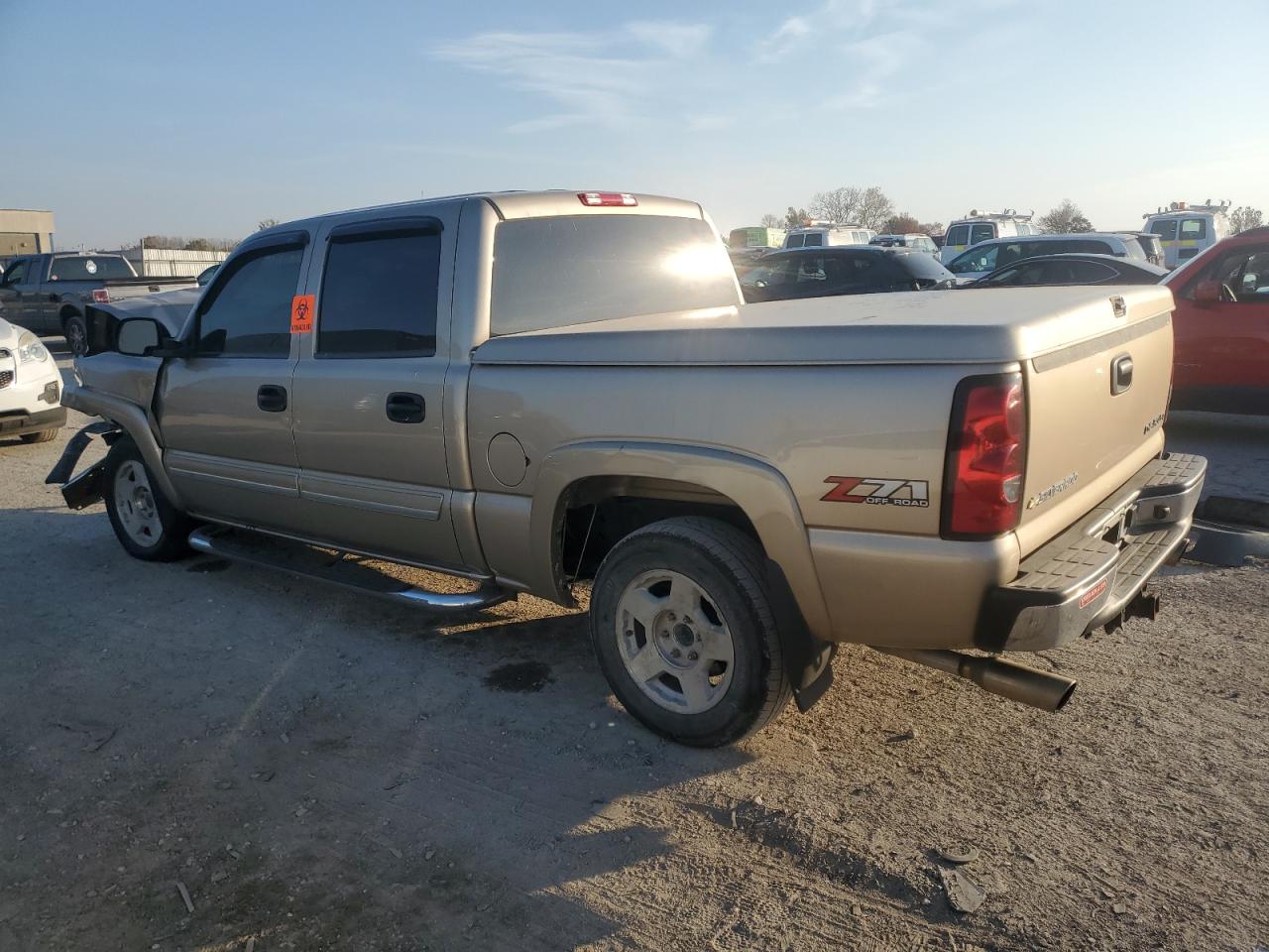 2004 Chevrolet Silverado VIN 2GCEK13T941431667 Copart auction photo, front end / mechanical damage thumbnail 2