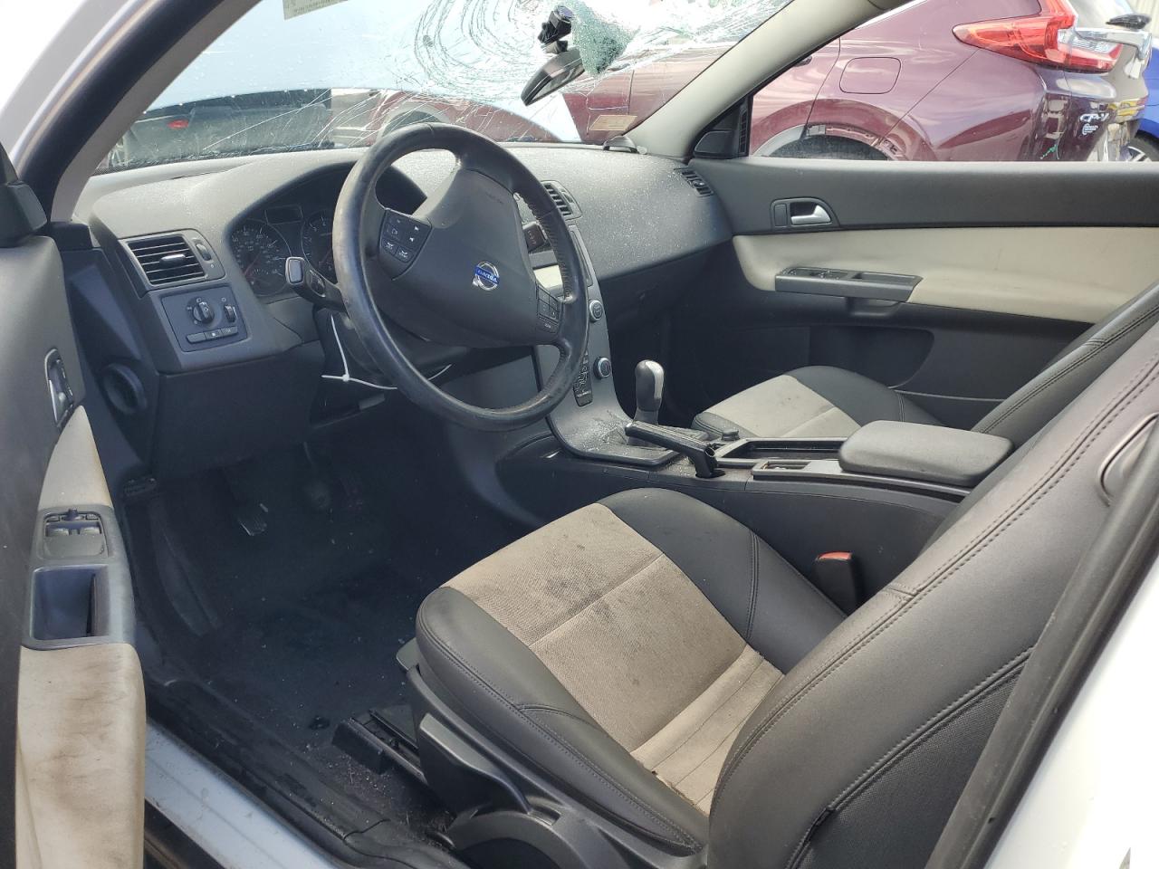 2011 Volvo C30 VIN YV1672MK5B2190778 Copart auction photo, front end / all over damage thumbnail 8