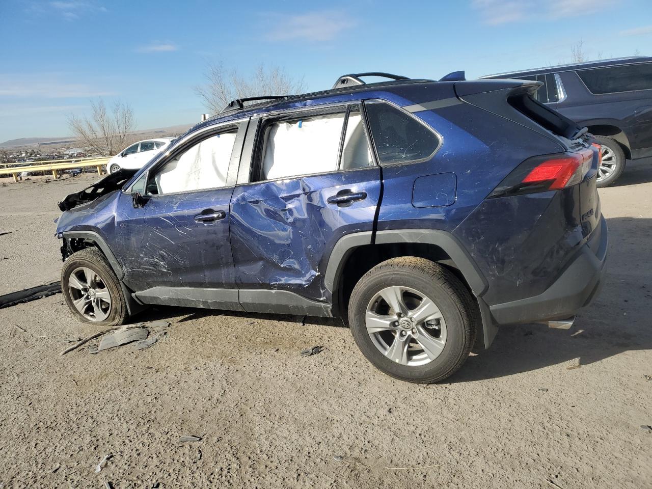 2024 Toyota RAV 4 VIN 2T3W1RFV8RW355781 Copart auction photo, front end / side damage thumbnail 2