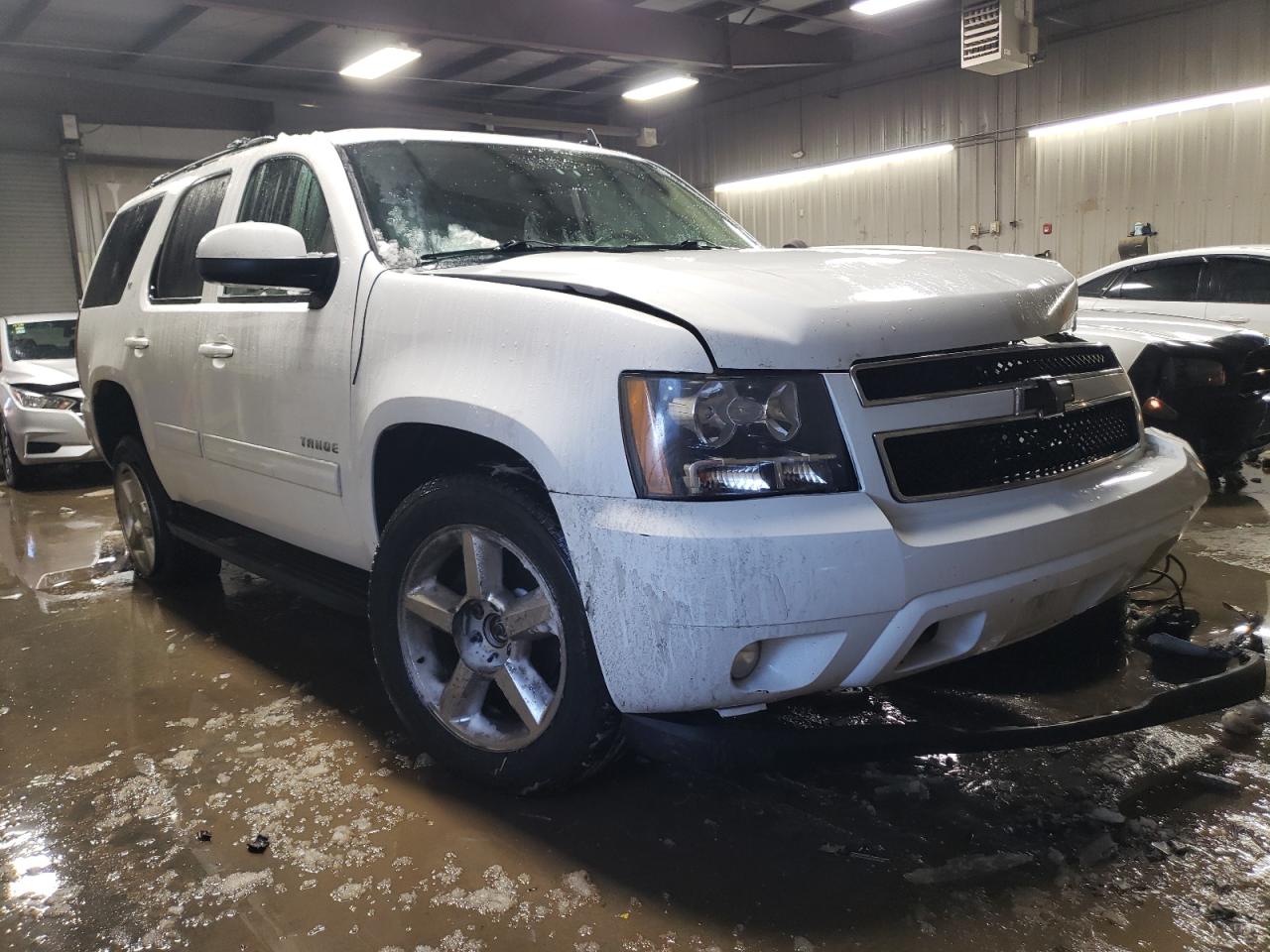 2011 Chevrolet Tahoe VIN 1GNSKBE0XBR361832 Copart auction photo, front end damage thumbnail 4