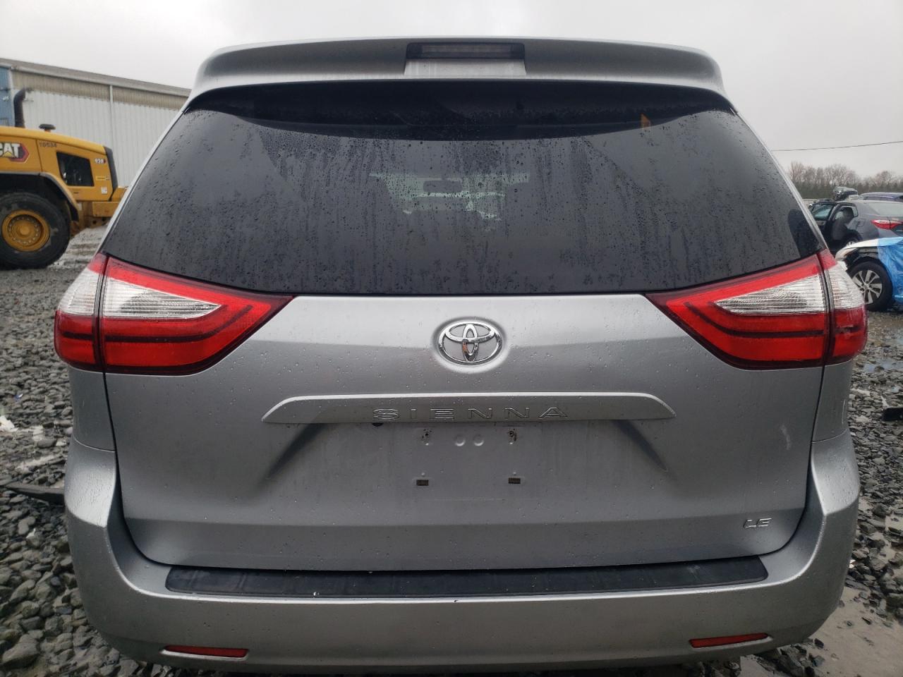 2017 Toyota Sienna VIN 5TDKZ3DC8HS795165 Copart auction photo, front end damage thumbnail 6