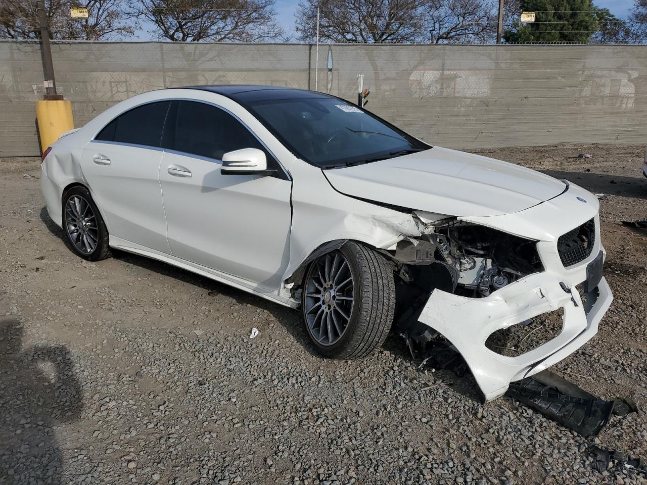 2016 Mercedes-Benz CLA-klasse VIN WDDSJ4EB4GN316527 Copart auction photo, front end / rear end damage thumbnail 4