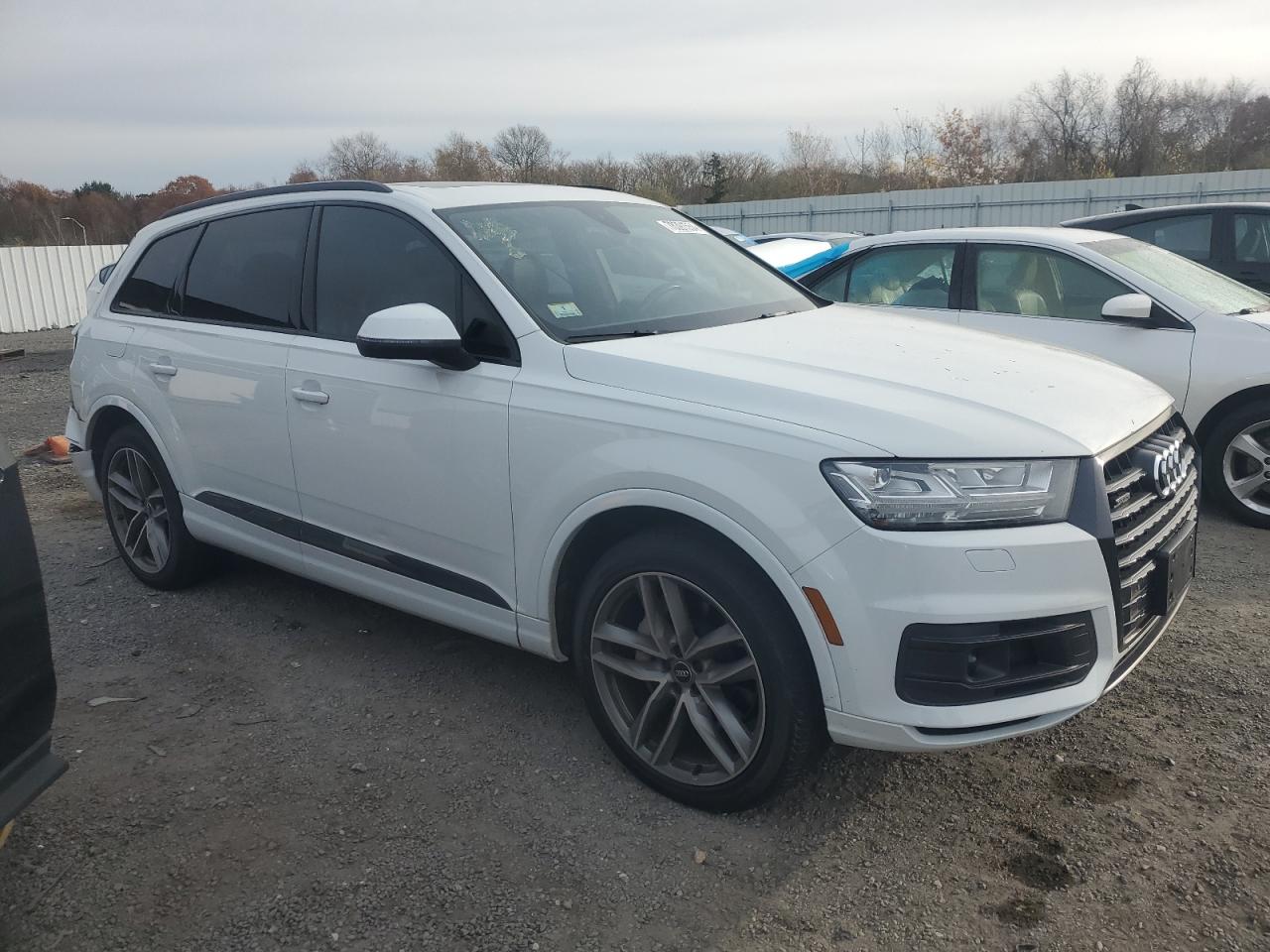 2017 Audi Q7 VIN WA1VAAF70HD042812 Copart auction photo, rear end / side damage thumbnail 4