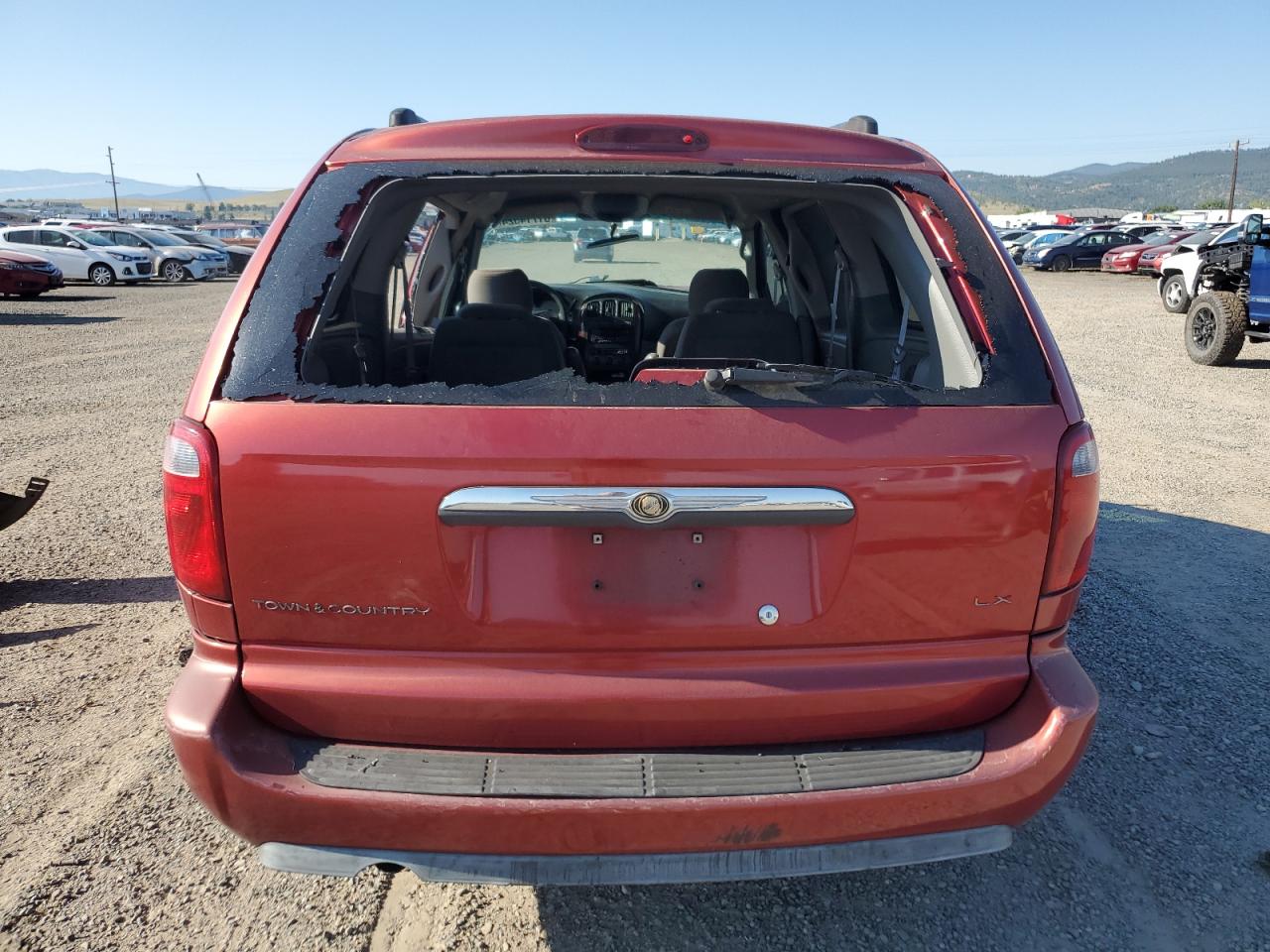 2005 Chrysler Town & Country VIN 2C4GP44R05R548104 Copart auction photo, water/flood / all over damage thumbnail 6