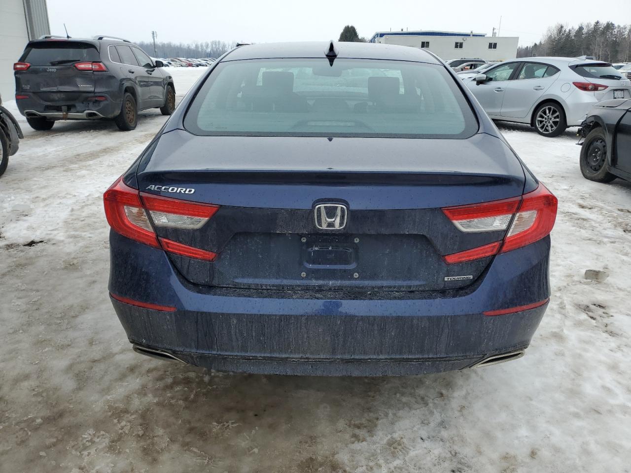 2018 Honda Accord VIN 1HGCV1F95JA808481 Copart auction photo, front end / side damage thumbnail 6