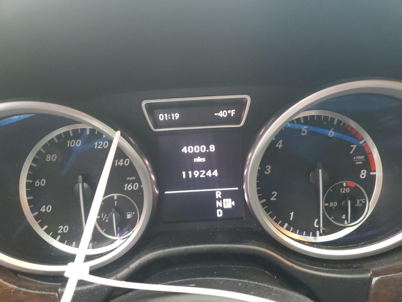 2012 Mercedes-Benz M-klasse VIN 4JGDA5HB7CA055802 Copart auction photo, front end / minor dent/scratches damage thumbnail 9