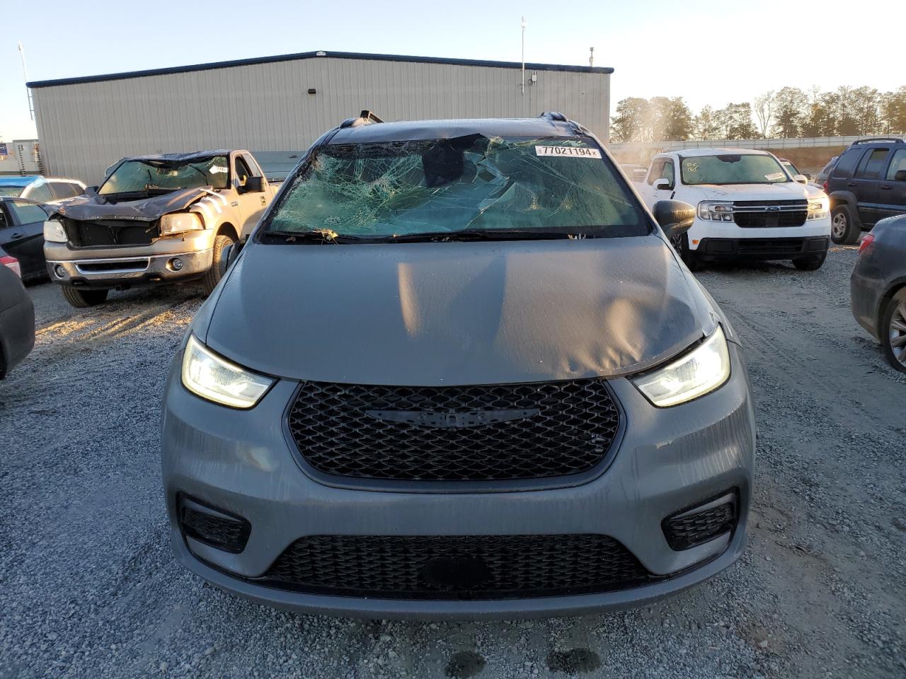 2021 Chrysler Pacifica VIN 2C4RC1BG2MR605390 Copart auction photo, top/roof damage thumbnail 5
