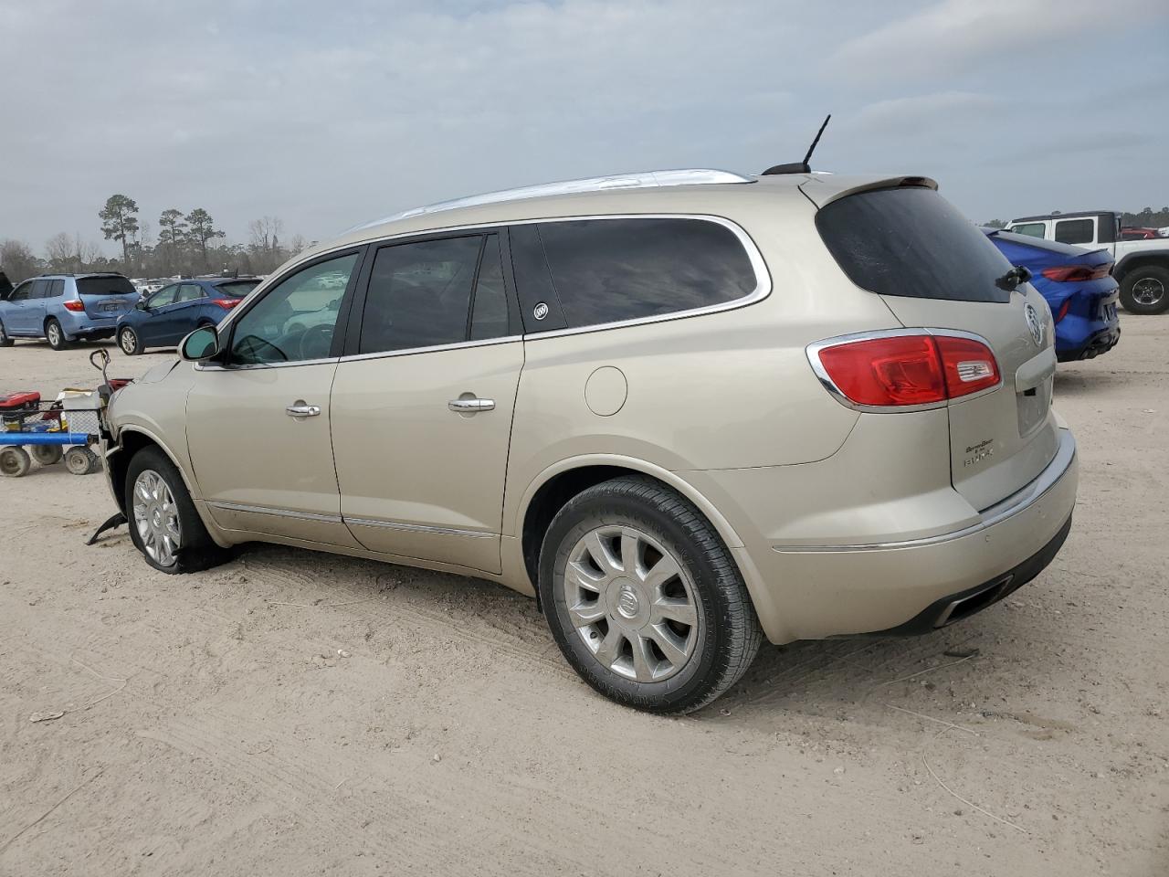 2016 Buick Enclave VIN 5GAKRBKDXGJ107539 Copart auction photo, front end / minor dent/scratches damage thumbnail 2