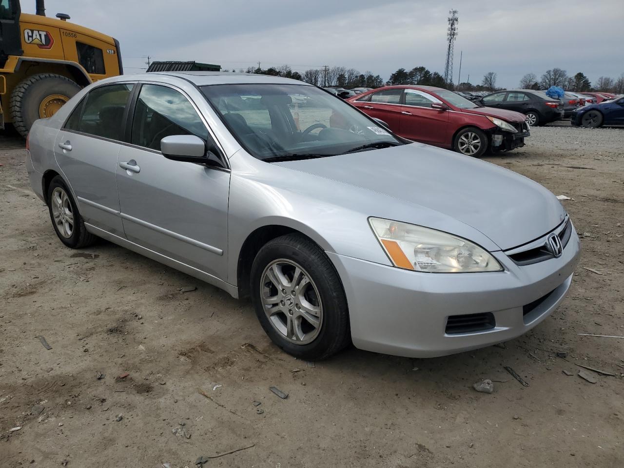 2007 Honda Accord VIN 1HGCM66507A085936 Copart auction photo, side / front end damage thumbnail 4