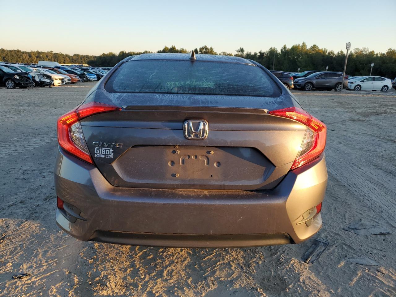 2017 Honda Civic VIN 19XFC1F3XHE000826 Copart auction photo, front end damage thumbnail 6