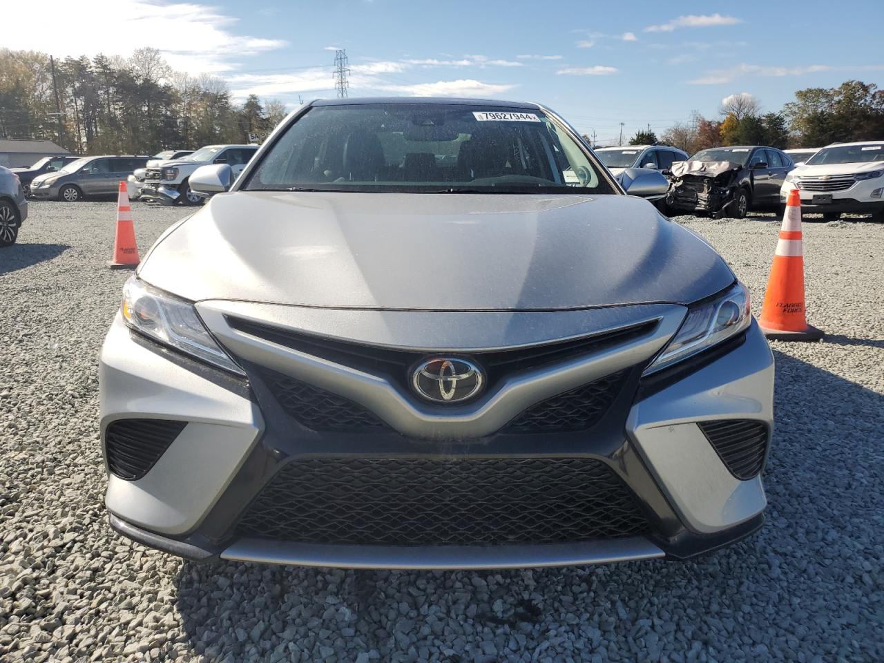 2020 Toyota Camry VIN 4T1KZ1AK1LU042884 Copart auction photo, side / rear end damage thumbnail 5