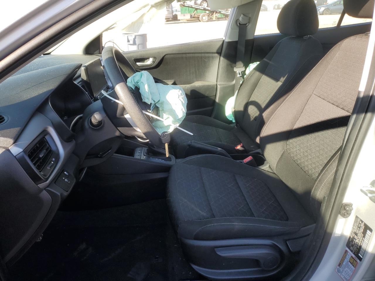 2022 KIA Rio VIN 3KPA24AD1NE441173 Copart auction photo, side damage thumbnail 7
