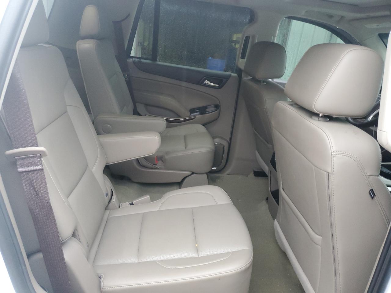 2018 GMC Yukon VIN 1GKS1BKC0JR128135 Copart auction photo, side damage thumbnail 10