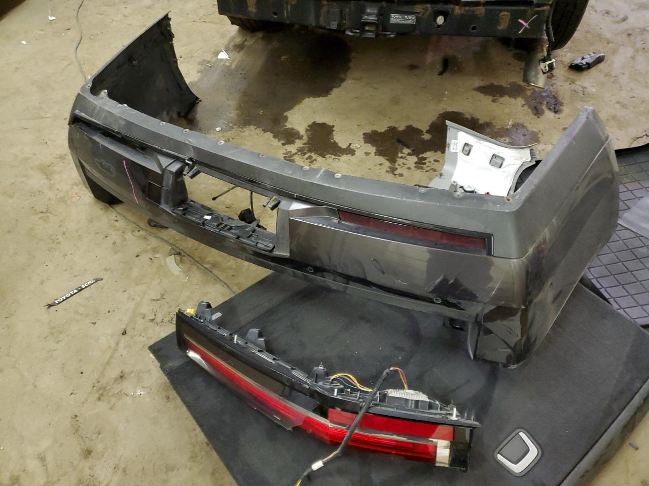 2018 Cadillac Escalade VIN 1GYS4HKJ9JR157261 Copart auction photo, all over damage thumbnail 12