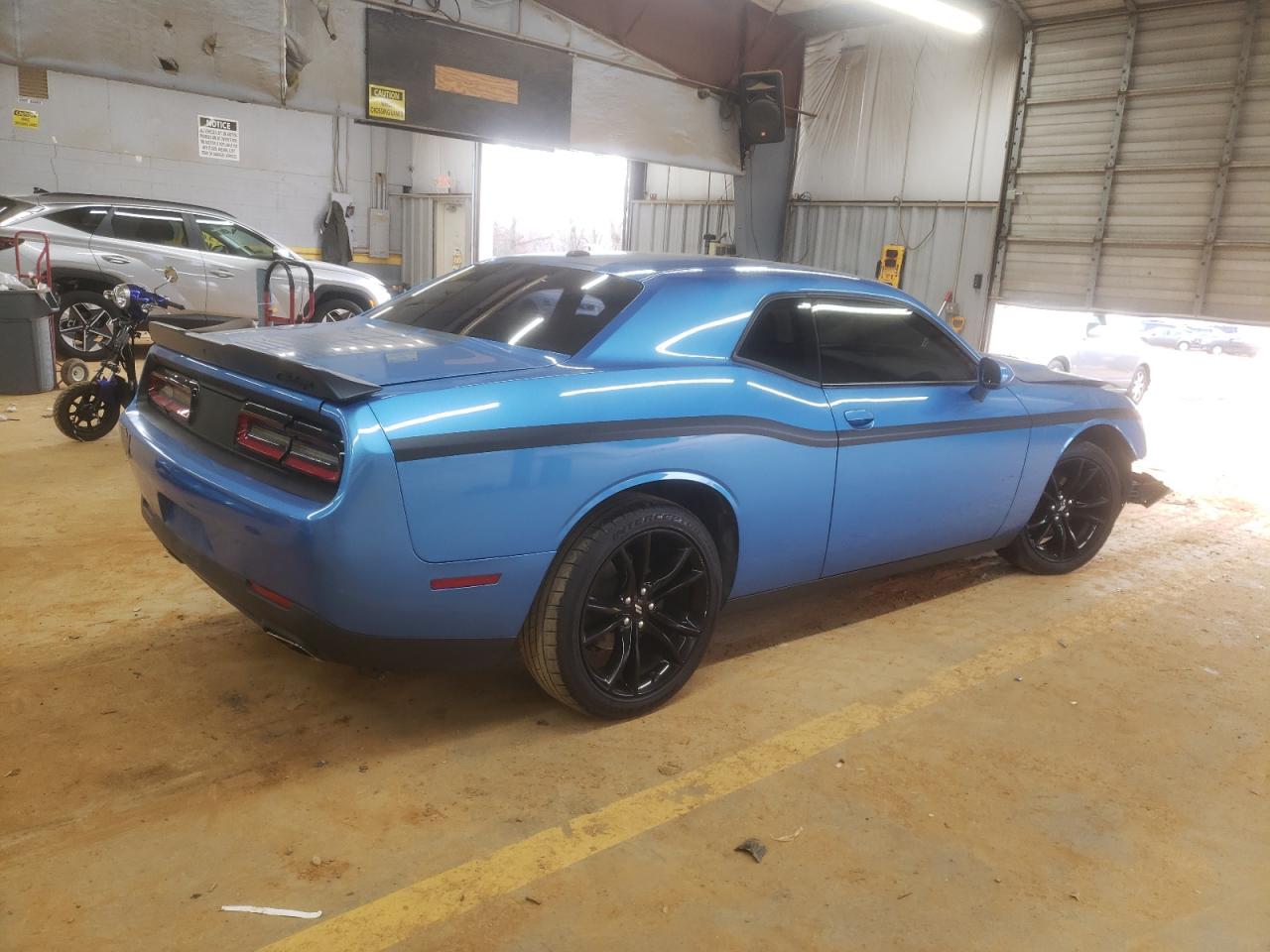 2018 Dodge Challenger VIN 2C3CDZAG0JH332569 Copart auction photo, front end damage thumbnail 3