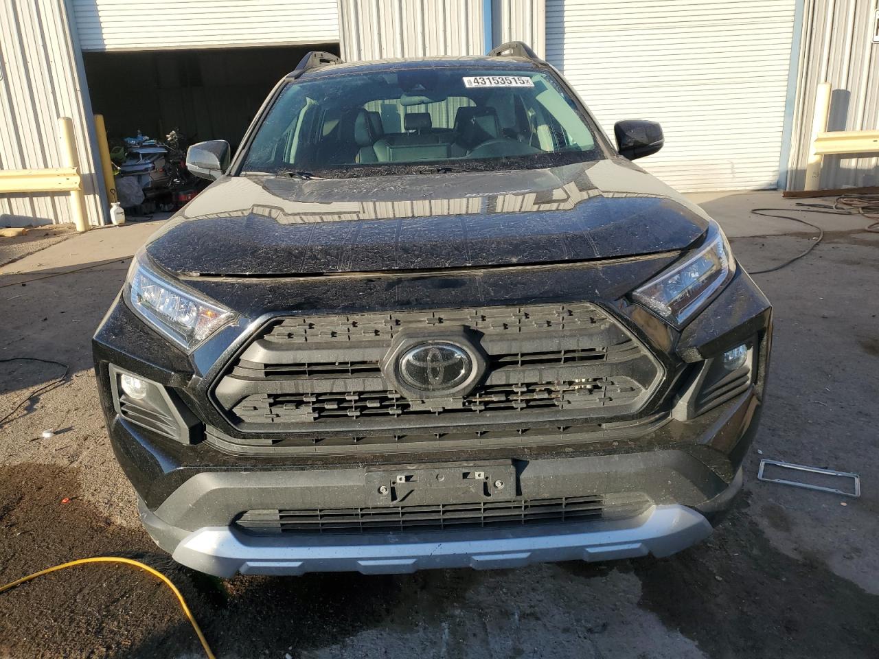 2021 Toyota RAV 4 VIN 2T3J1RFV3MW195361 Copart auction photo, undercarriage damage thumbnail 5