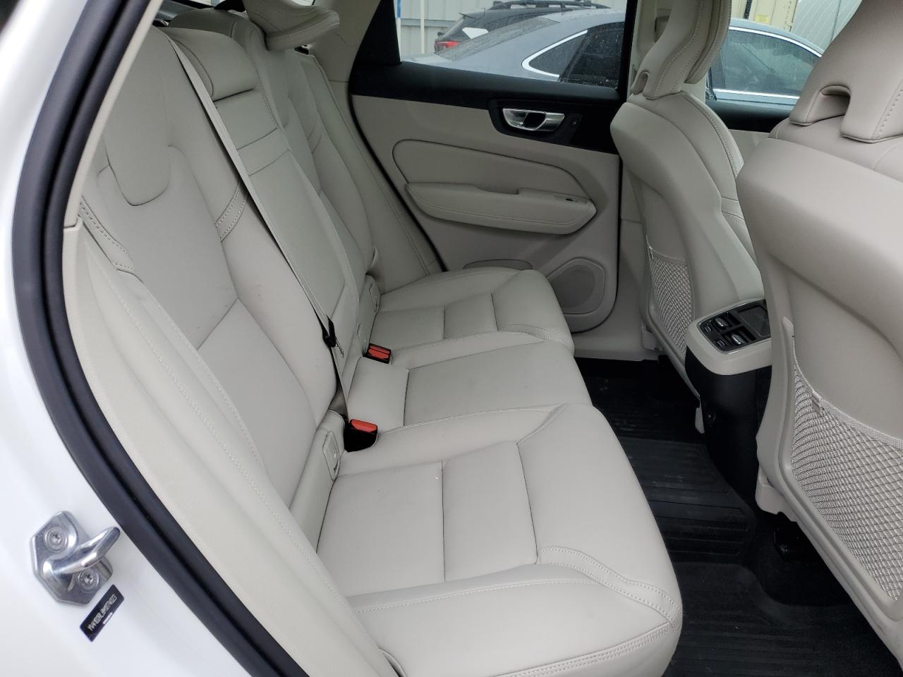 2021 Volvo XC60 VIN YV4102RL8M1774023 Copart auction photo, rear end damage thumbnail 11