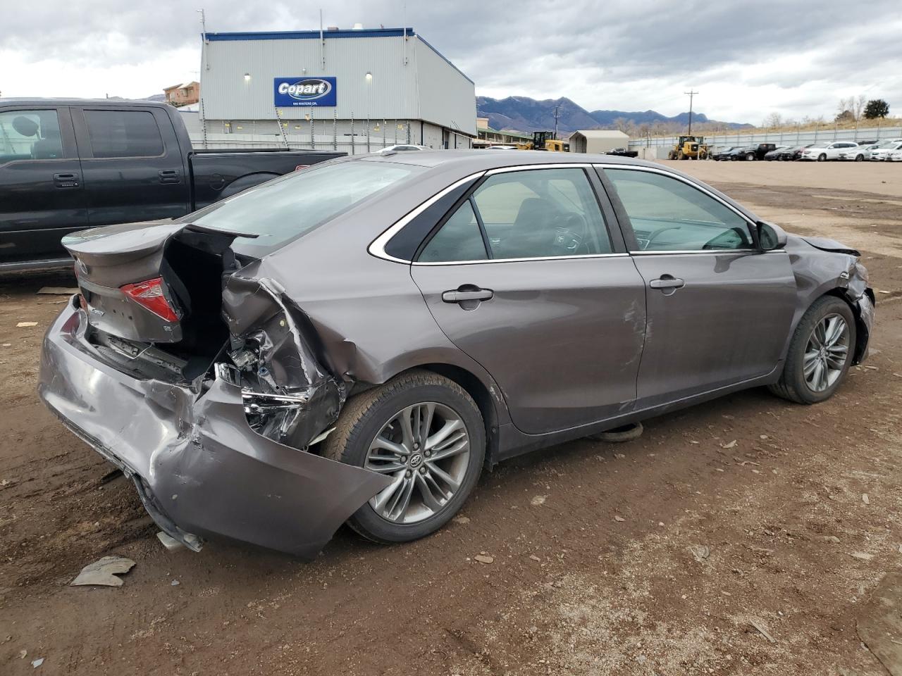 2015 Toyota Camry VIN 4T1BF1FK2FU494428 Copart auction photo, rear end / front end damage thumbnail 3